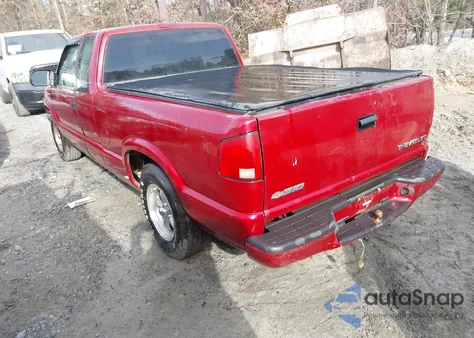 2001 Chevrolet S-10 Ls из США, поврежденный, VIN 1GCCS19W918113601